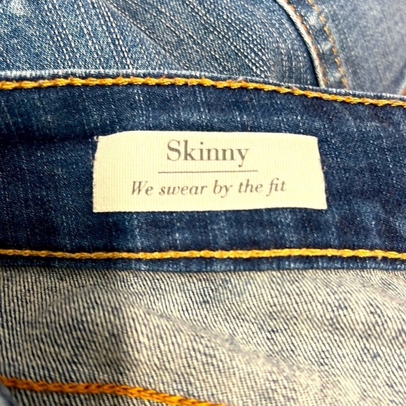 TORRID distressed skinny blue 👖jeans - Picture 3 of 6